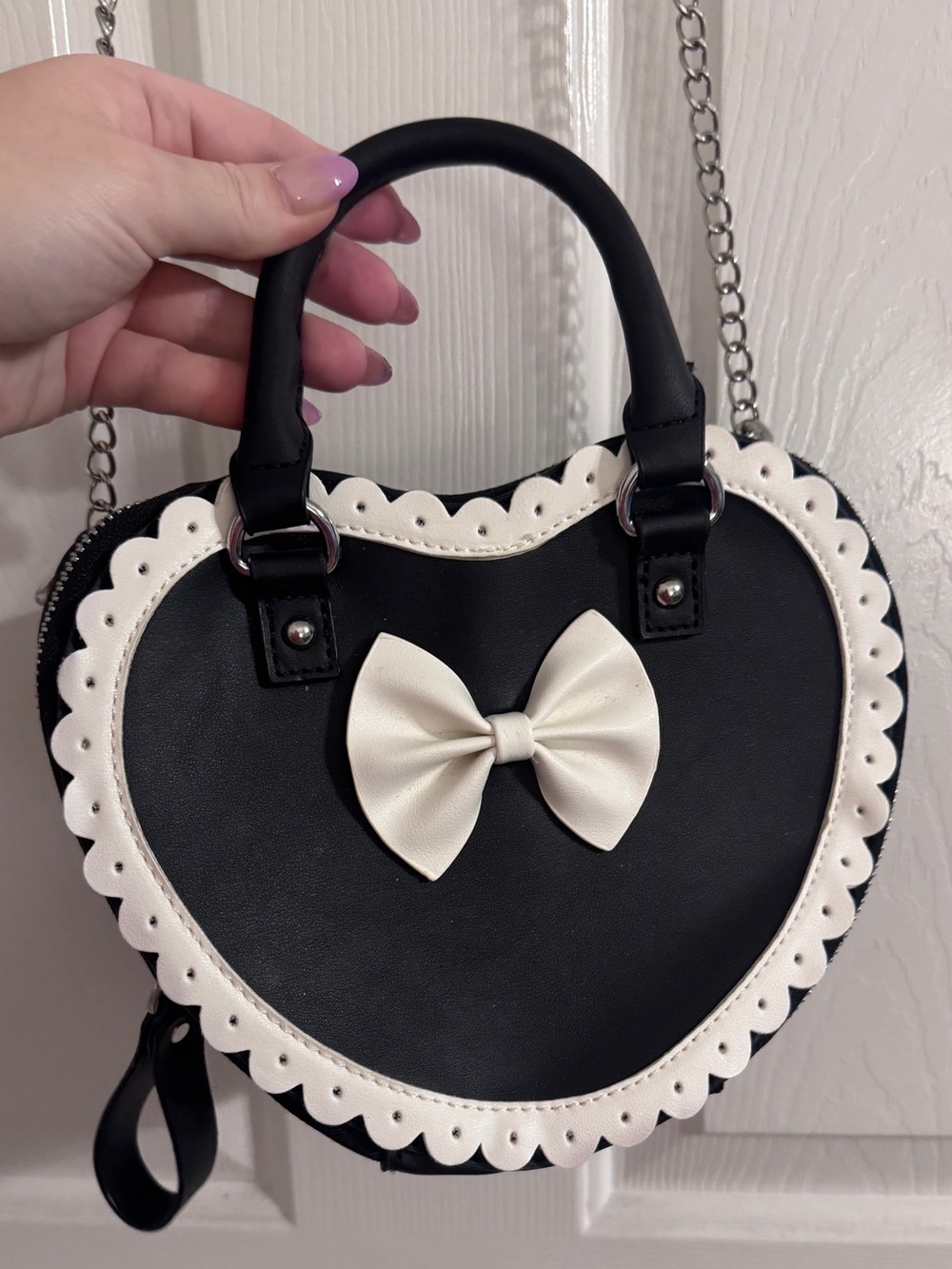 Like New Hot Topic Black & White Heart Bow Mini Kawaii Ruffle Handbag